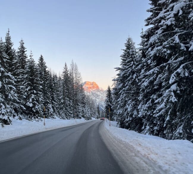 נסיעה חורפית בדולומיטים